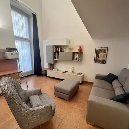 Palazzo Villanis 1750 Centro Storico شقة تورينو